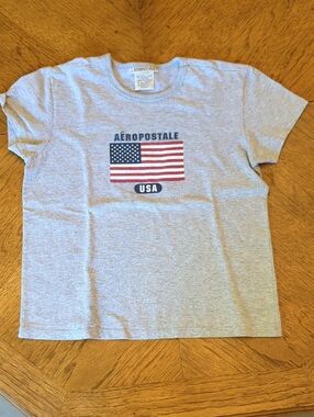 Y2K Aeropostale Light Heather Gray Tee with USA American Flag